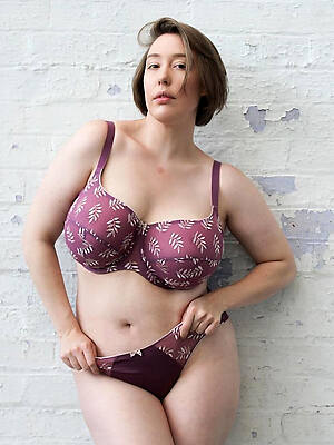 mature lingerie porn markswoman