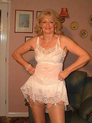mature XXX lingerie porn pics