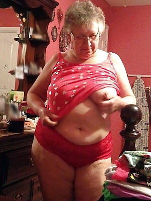 amateur mature grandma porn pics
