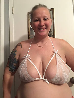 pocket-sized mature tits in bras porn
