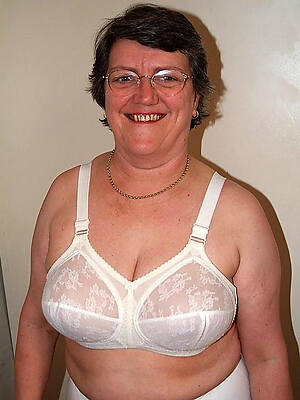 hot pics be required of erotic chubby bra grown up