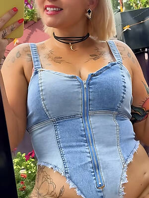 check outsexy horny matured in jeans