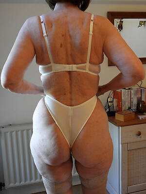 amateur mature unresponsive porno free