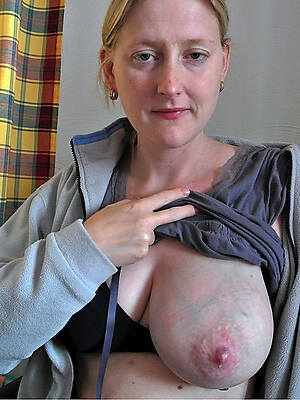 hot mature become man unveils her tits