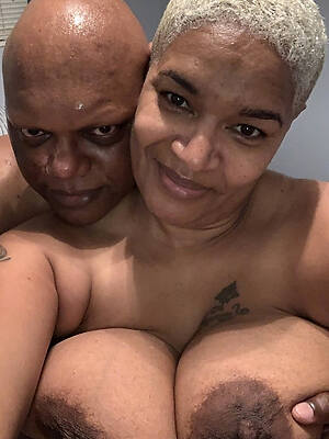 mature glowering tits adult quarters pics