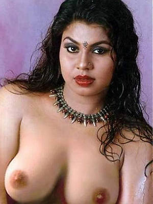gorgeous mature indian pussy pics