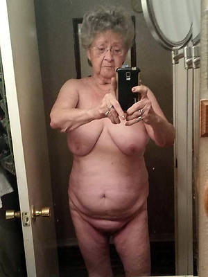 naked pics of sexy selfies battalion